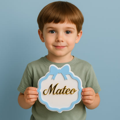 🎀 Personalizirana ploča s mašnicom – ime po želji